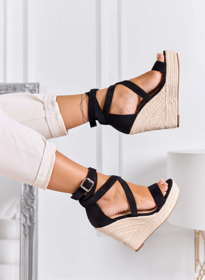 KLASSISH™ | Sandalen met hoge sleehak en gekruiste bandjes